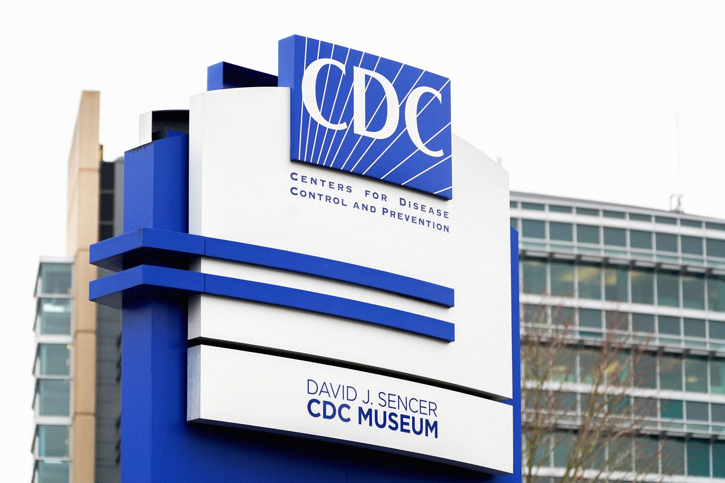 بحران سیکلوسپورا در آمریکا؛ آزمایشگاه CDC با کاهش ۷۳ درصدی نیرو، فلج شده است
