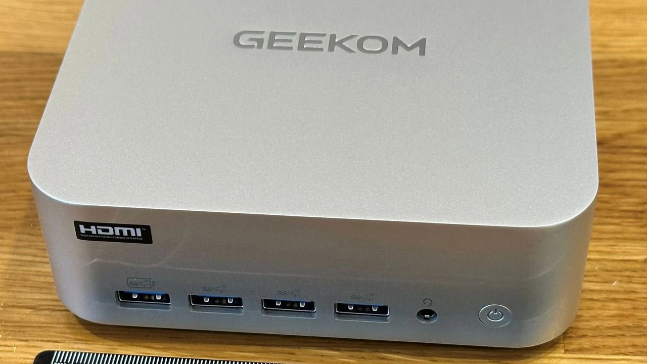 بررسی Geekom A9 Max 2026 ؛ غول پردازشی در کالبد یک مینیپیسی فشرده