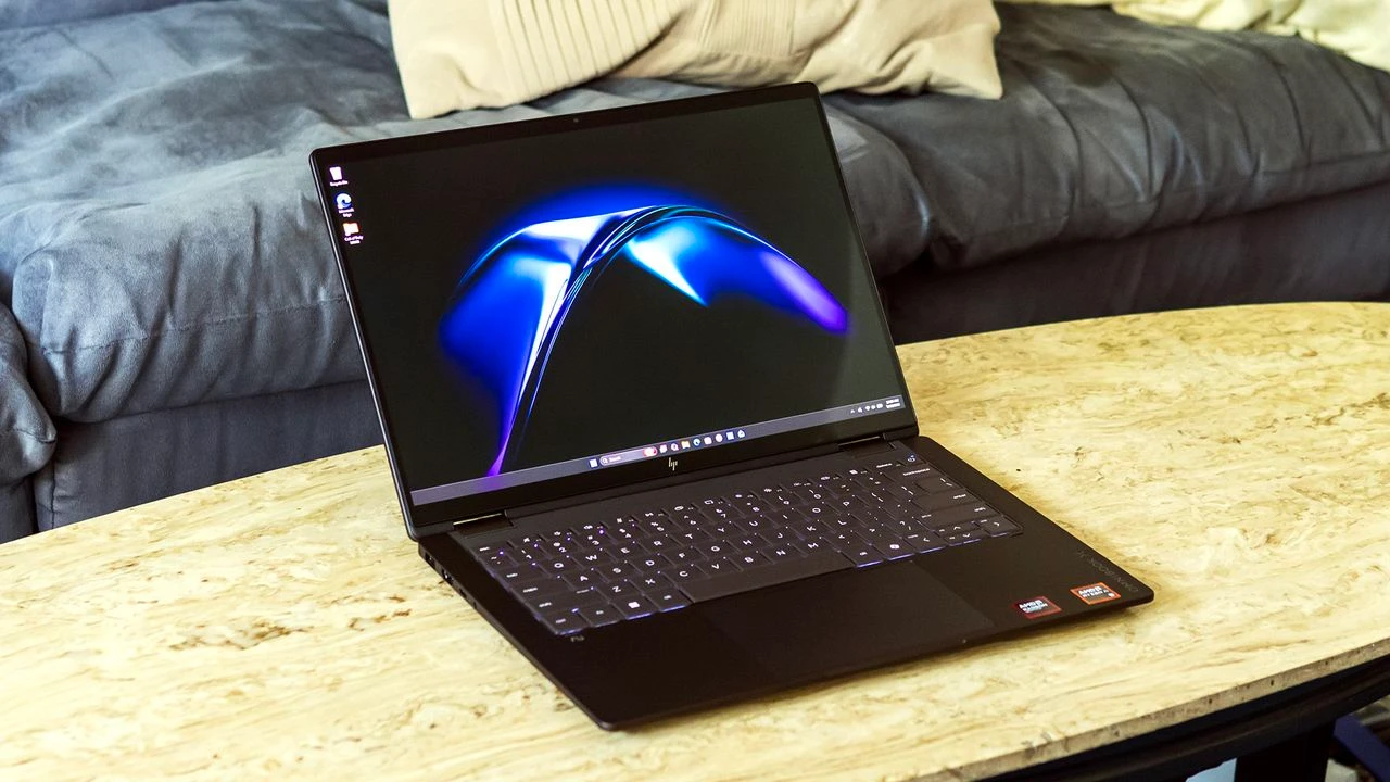 بررسی HP OmniBook X Flip 14؛ زیبایی خیرهکننده با قدرت محدود