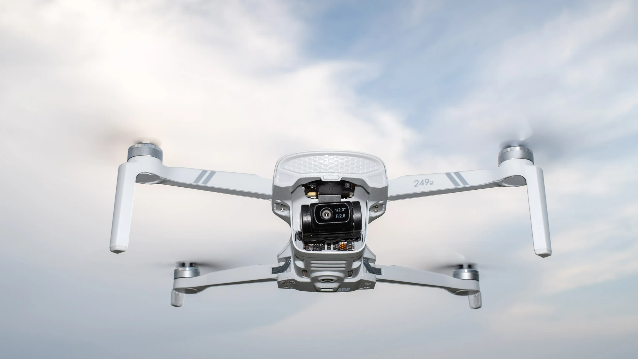 بررسی پهپاد HS900 Pro؛ قیمت پایین و عملکرد میانه