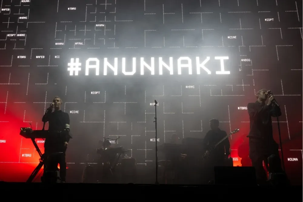 دو بنیان‌گذار Massive Attack به‌خاطر برافراشتن پرچم فلسطین از ورود به سنگاپور منع شدند