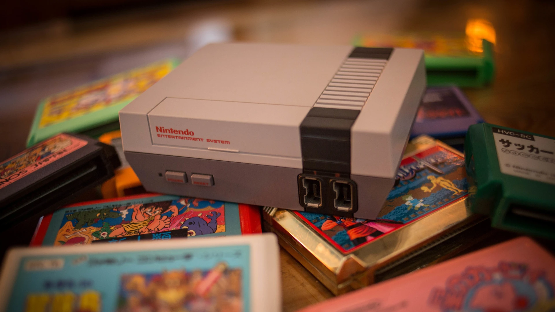 کشف 97 کارتریج NES دستنخورده از جمله Duck Hunt و Super Mario Bros.؛ پنج نسخه با گرید 10 از PSA