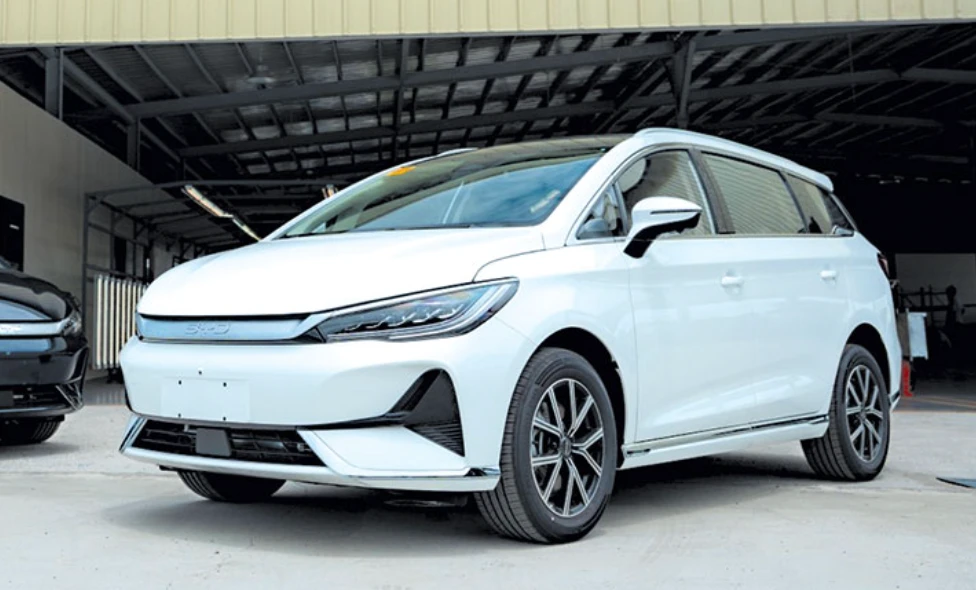 BYD eMAX7؛ ون برقی هفتنفره با سکوت و شتاب غیرمنتظره