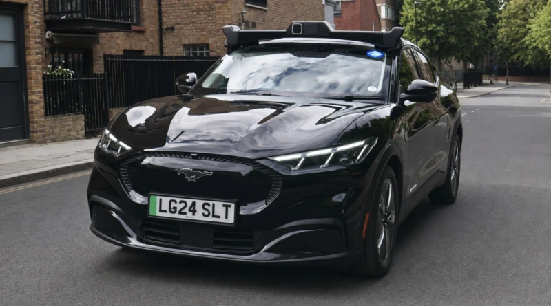 Wayve و Uber؛ آغاز آزمایش روباتاکسیهای مجاز در لندن با تائید TfL