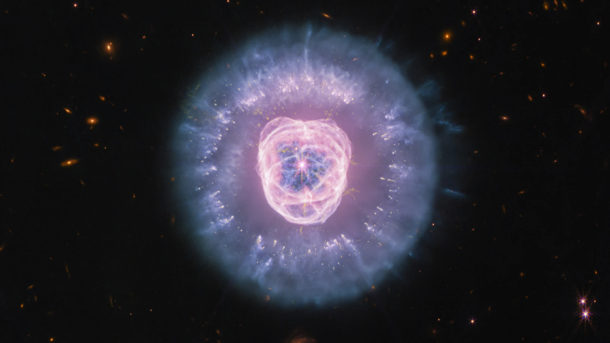 یال بنفش سحابی شیر (NGC 2392) در نمای جدید تلسکوپ جیمز وب