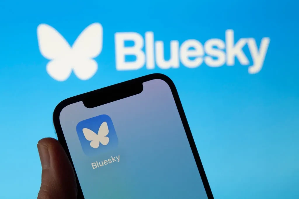 Bluesky در پارادوکس رشد: کاربران فعال می‌کاهند، اکوسیستم پروتکل می‌گسترش