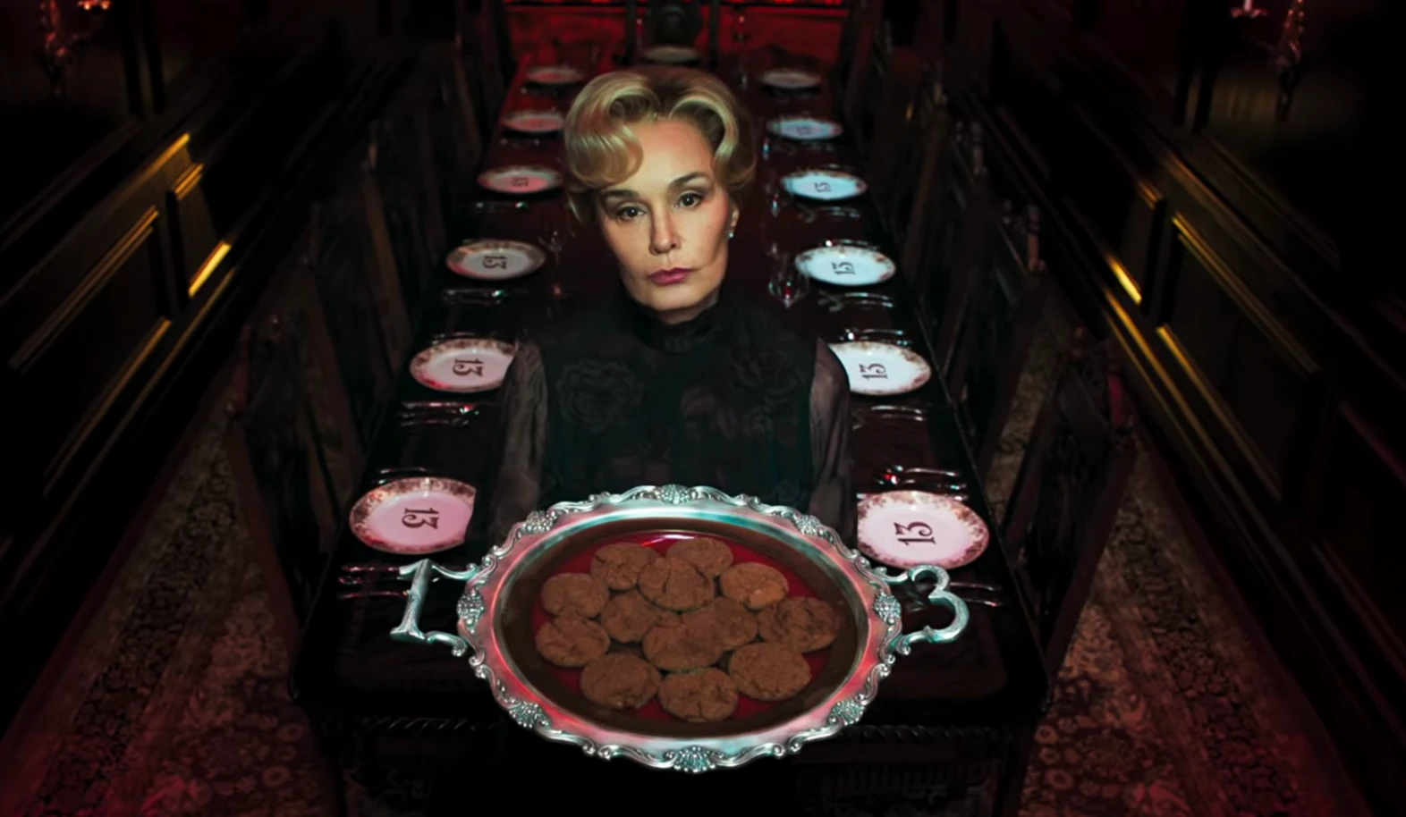 جسیکا لنگ و Rubber Man در فصل ۱۳ «American Horror Story» بازگشتند