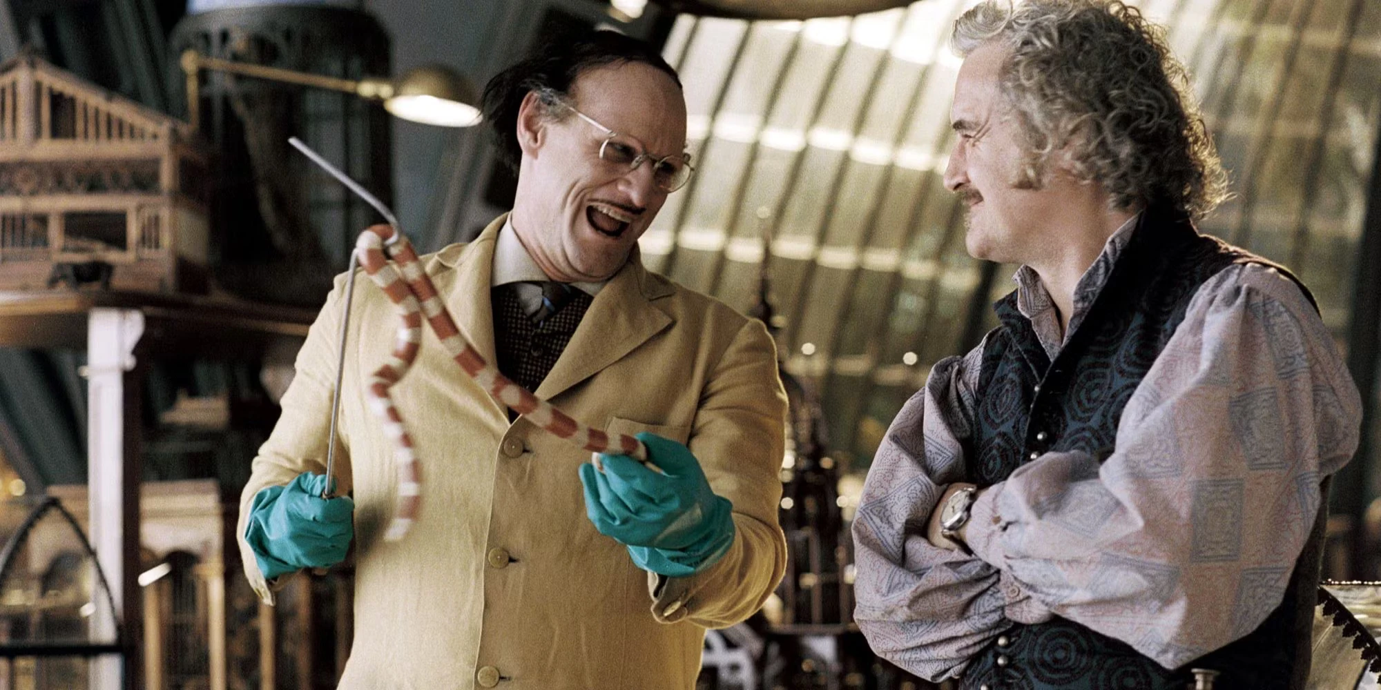 A Series of Unfortunate Events نتفلیکس؛ سریالی خیالانگیز و تلخ که باید دوباره ببینید