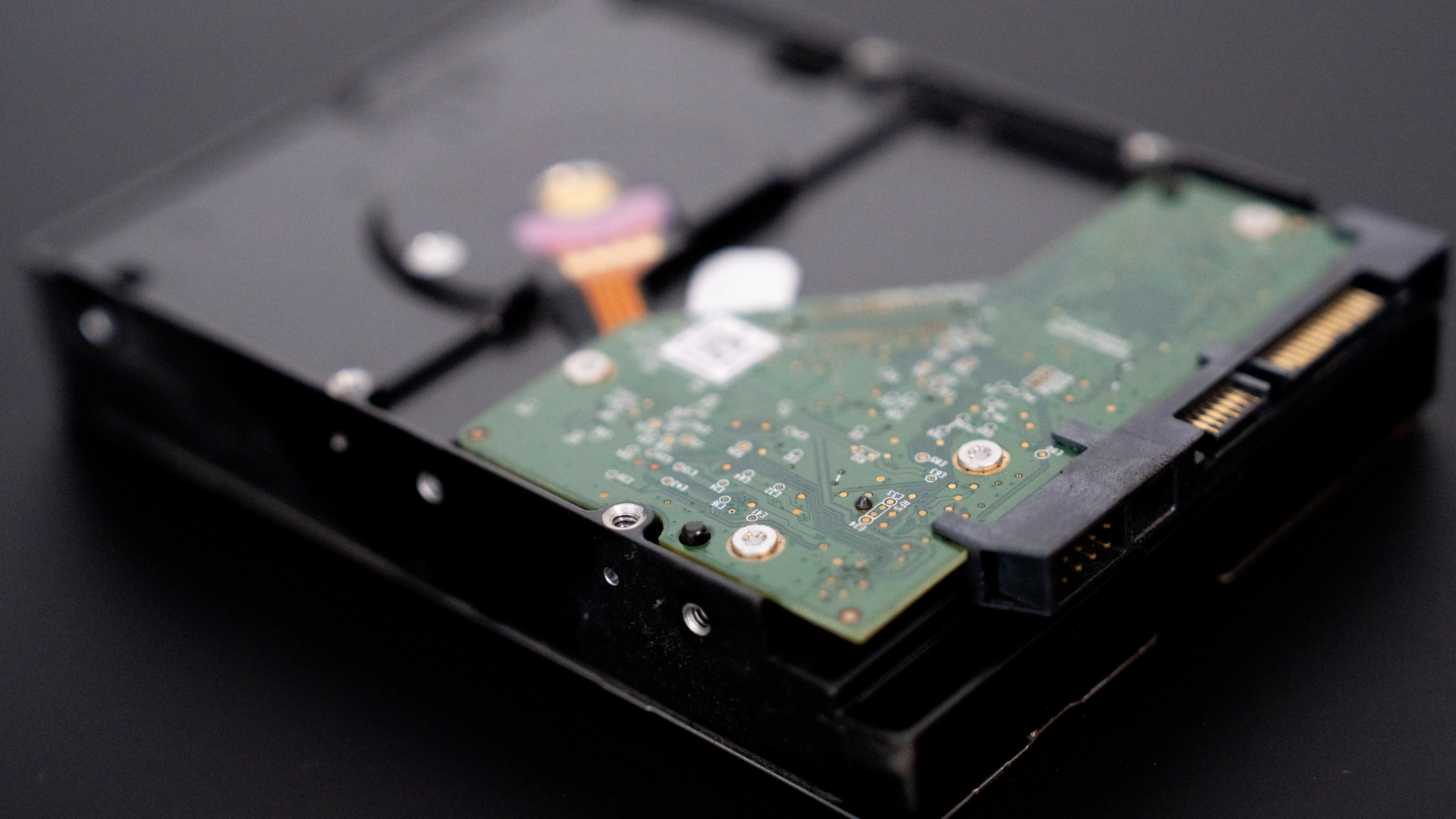 قابلیت اطمینان هارددیسکها — مطالعه داوریشده Backblaze: HGST قابلاعتمادترین