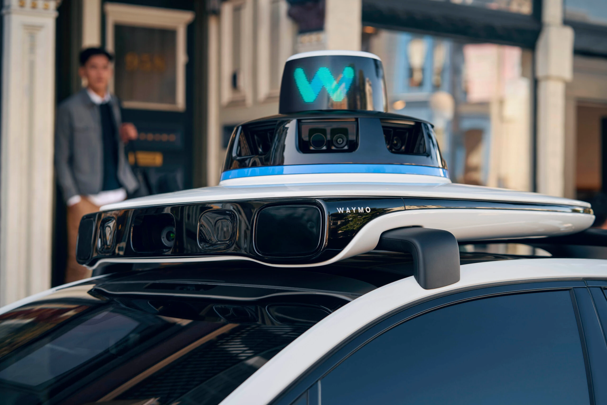 تراشه اختصاصی Waymo برای رباتاکسی‌ها؛ 5 نانومتر و بیش از 1000 TOPS