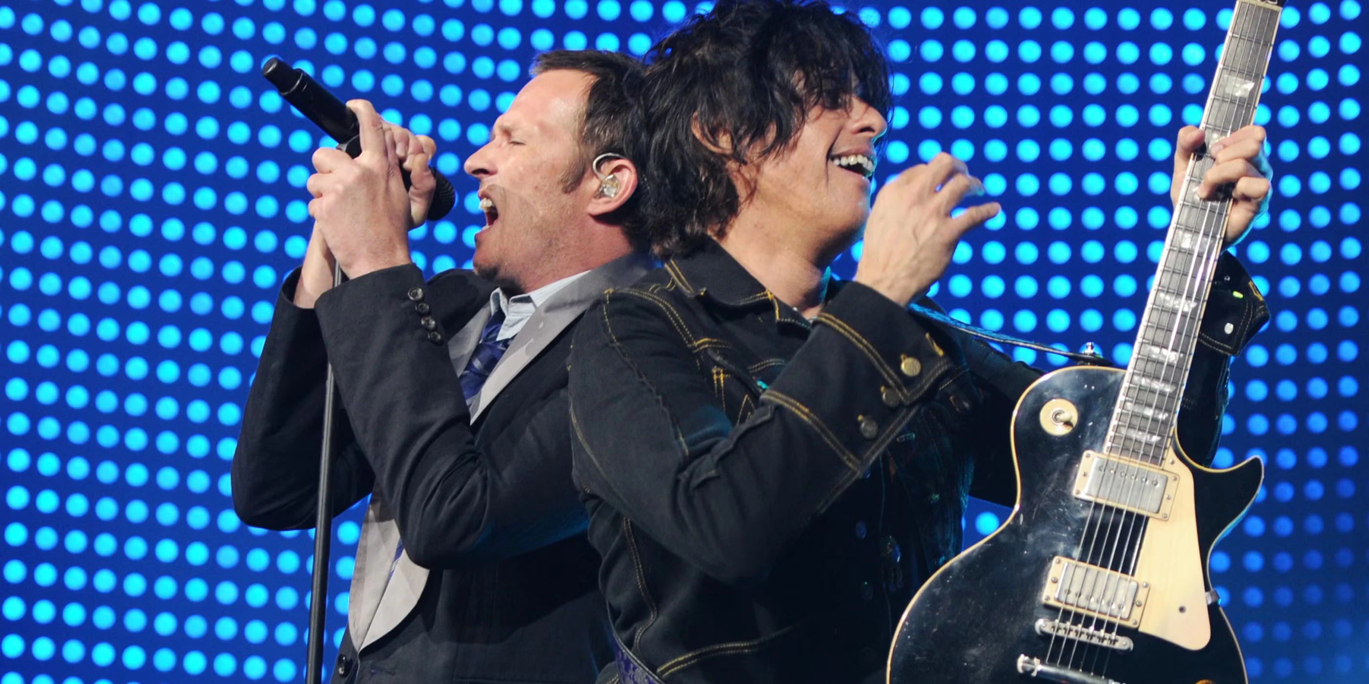 استون تمپل پایلوتز (Stone Temple Pilots): از متهم به تقلید تا ستارهٔ گِرَنج