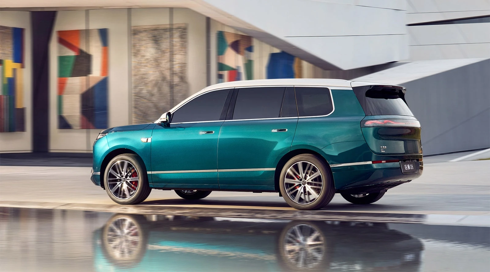 BYD سی‌لاین 08؛ کراس‌اووری با برد طولانی و چیپ رادار 4D در تولید انبوه