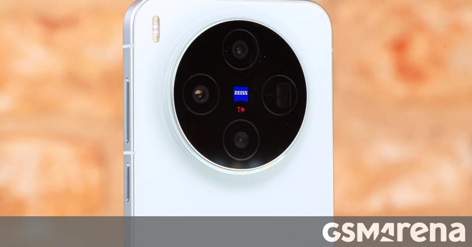 vivo X500 با شارژ ۹۰ وات و باتری ۷۵۰۰ میلیآمپر در آستانه رونمایی؛ جزئیات کامل