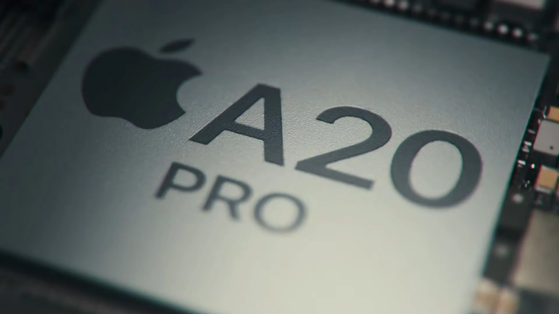 آیفون ۱۸ پرو با تراشه ۲ نانومتری A20 Pro رونمایی شد؛ قفزهای در قدرت و بازدهی