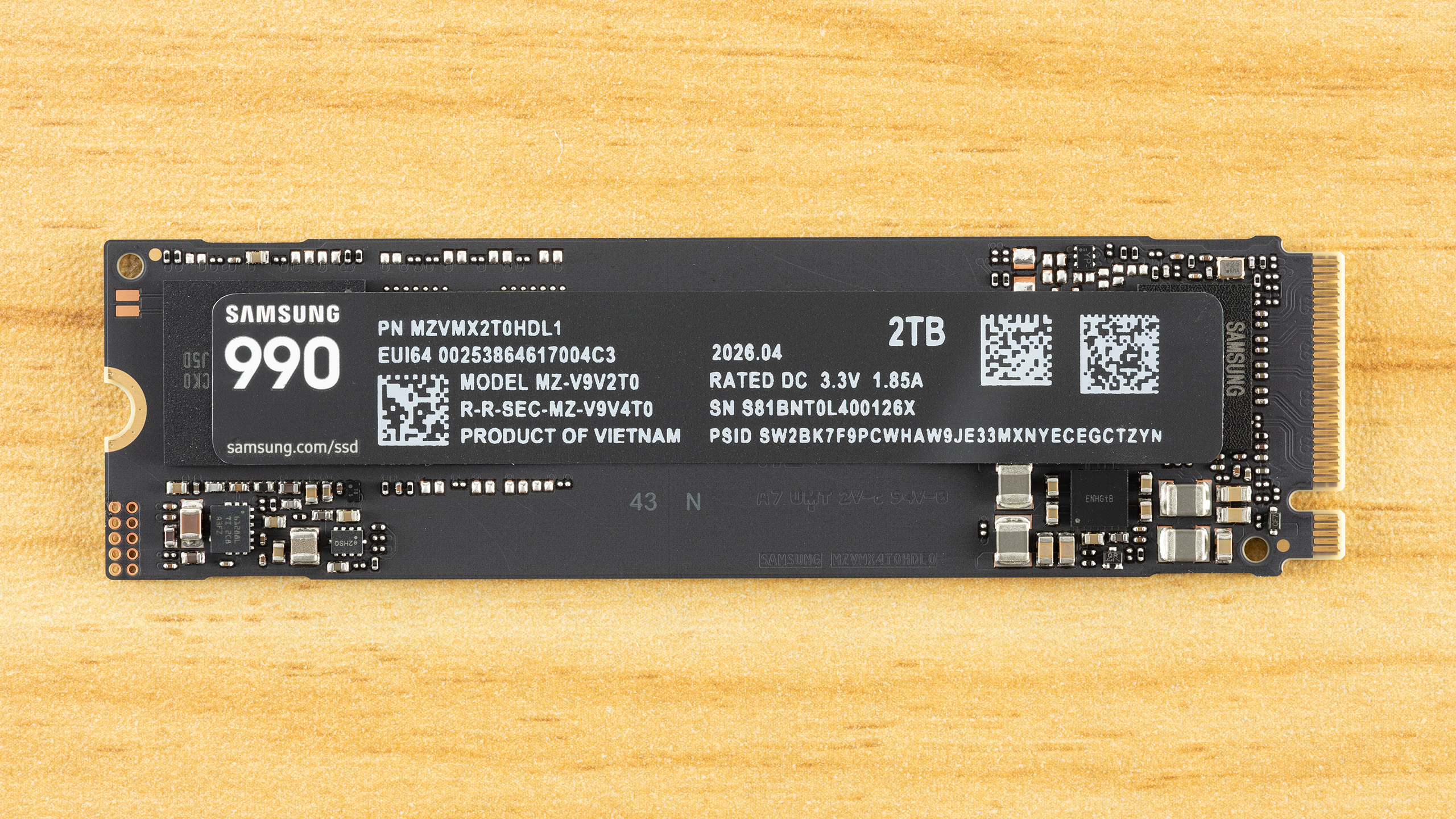 تصویر SSD سامسونگ 990 از بالا