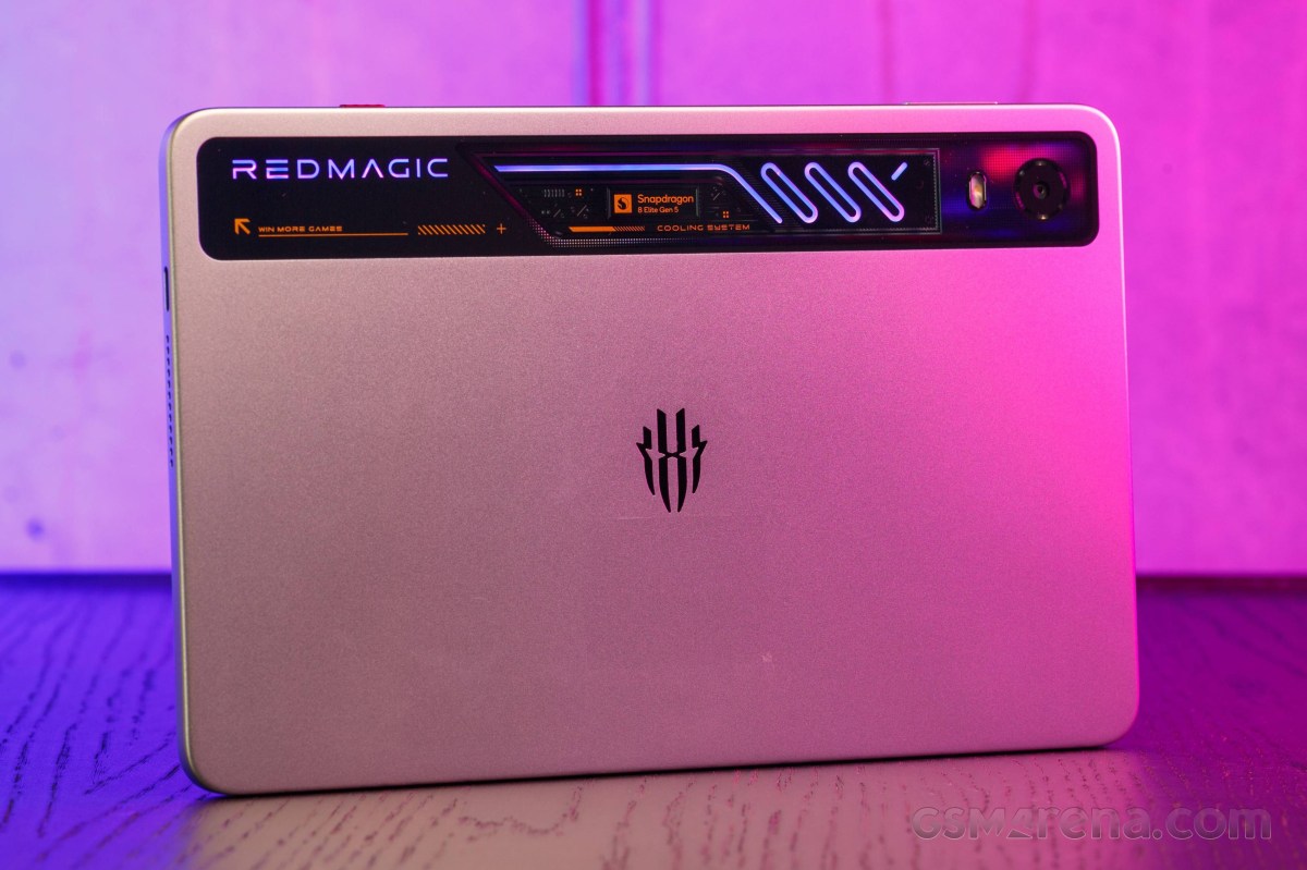 صفحه‌نمایش RedMagic Astra 2 با نرخ نوسازی 185 هرتز
