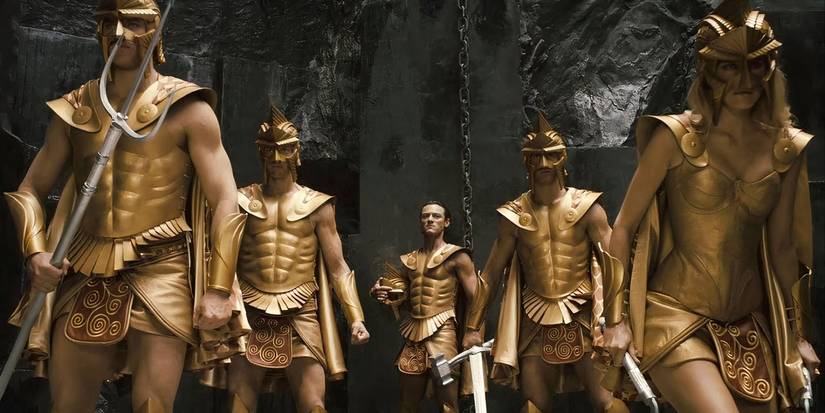 ميكي رورک در نقش هایپريون در فيلم Immortals