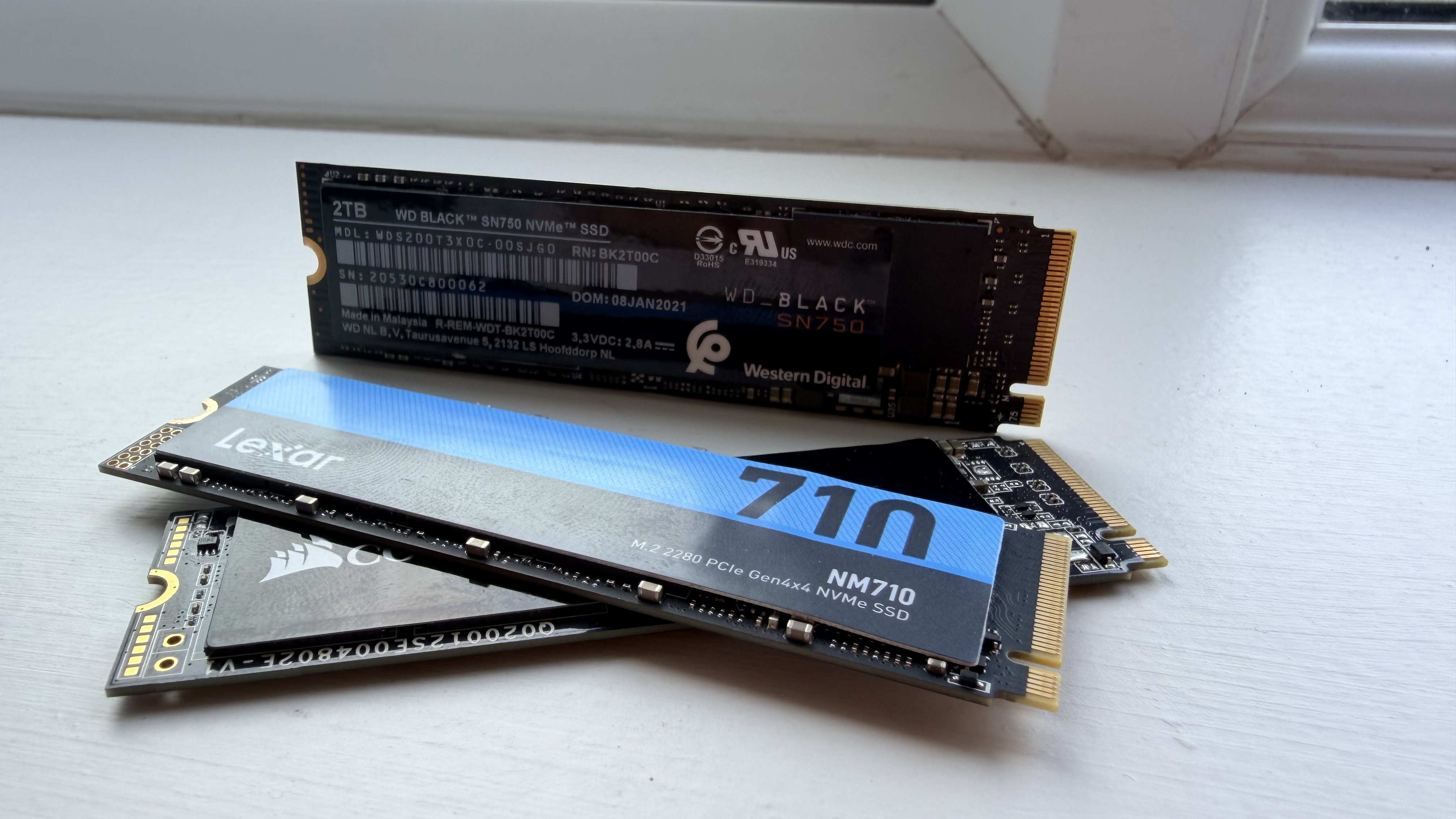 مقایسه قیمت درایوهای SSD در بازه زمانی یک ساله