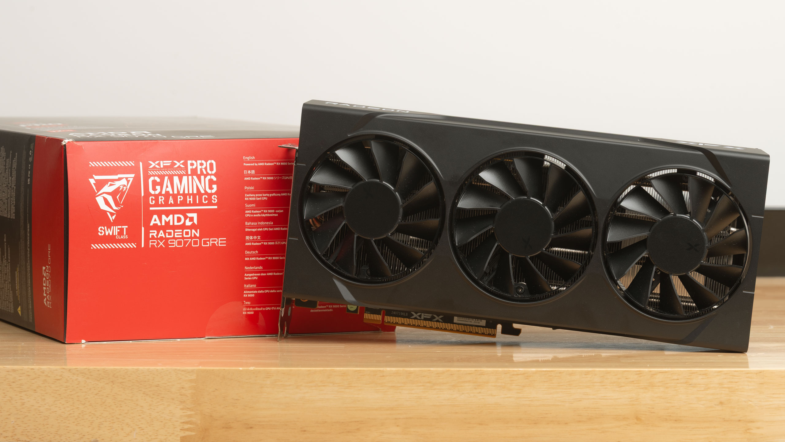 مقایسه بنچ‌مارک Radeon RX 9050 و RTX 5050