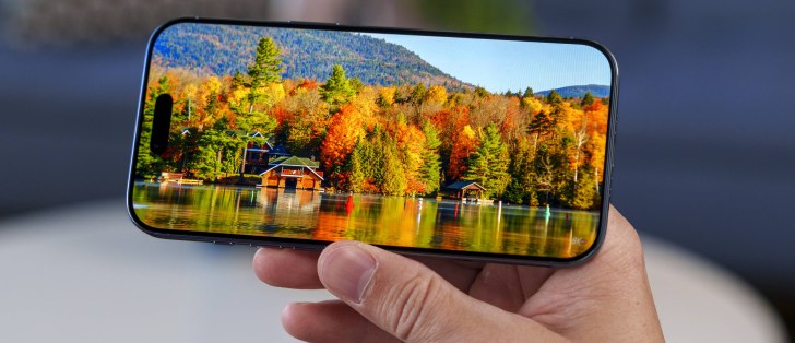 نمای پشت آیفون ایر 2 و چینش دوربین‌ها