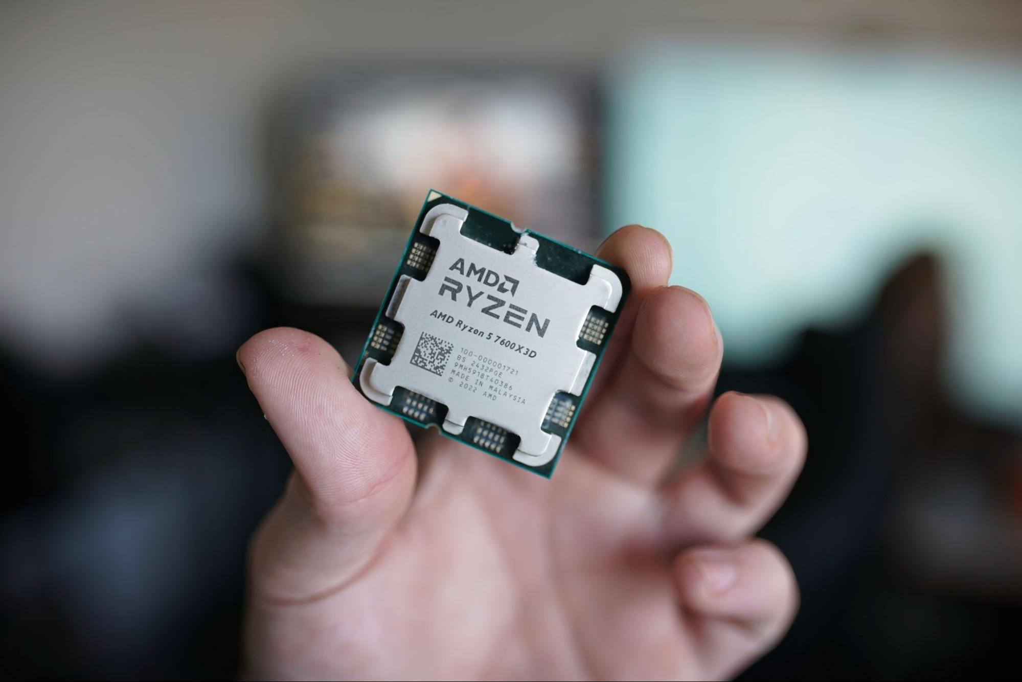 لوگوی Ryzen و شمای کلی سری Ryzen 10000