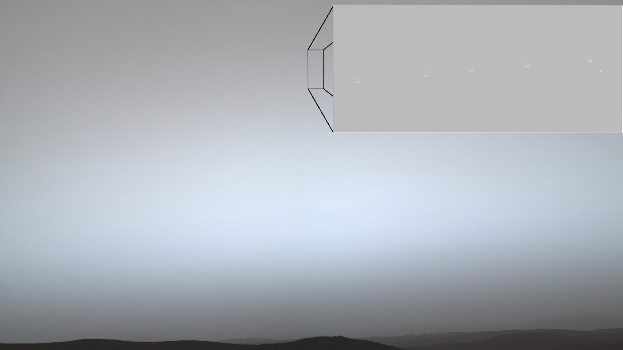 تصویر مرکب گرفته‌شده توسط Mastcam-Z از عبور زمین پشت فوبوس
