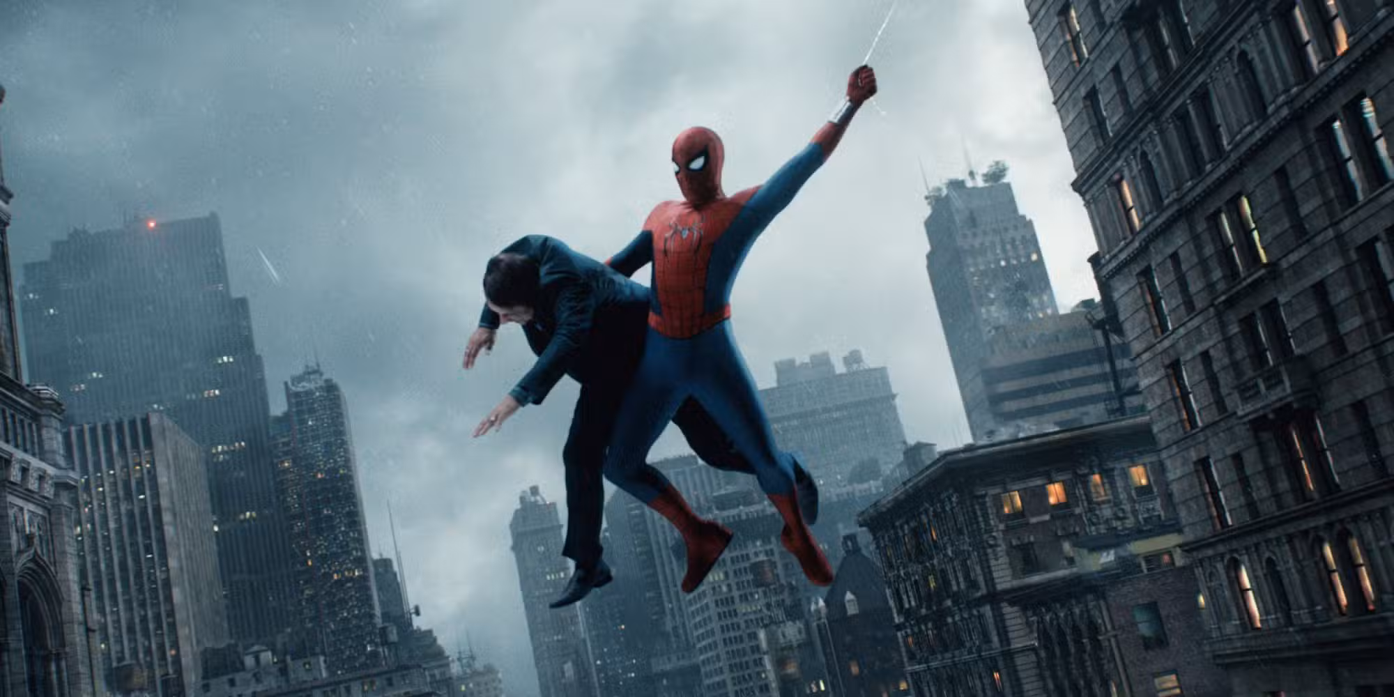 تماشاگران و صف سینما برای Spider-Man Brand New Day