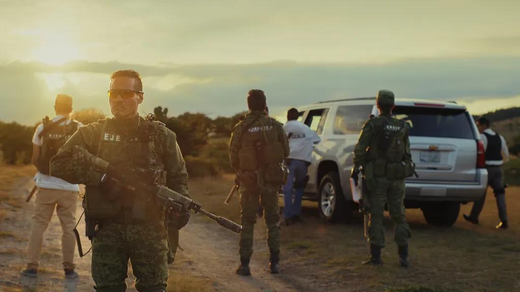 صحنه‌ای از پشت‌صحنه تولید Facing El Chapo