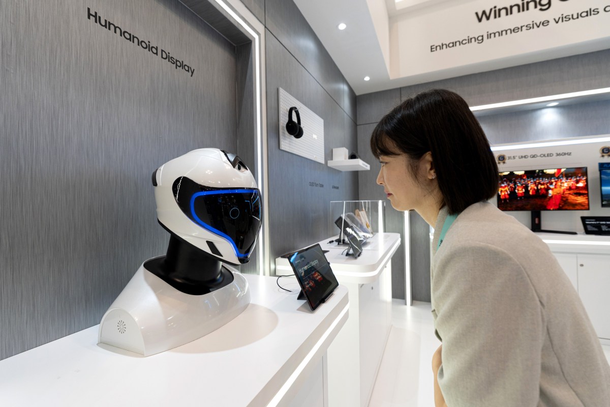 نمایشگرهای متنوع سامسونگ در غرفه IMID 2026