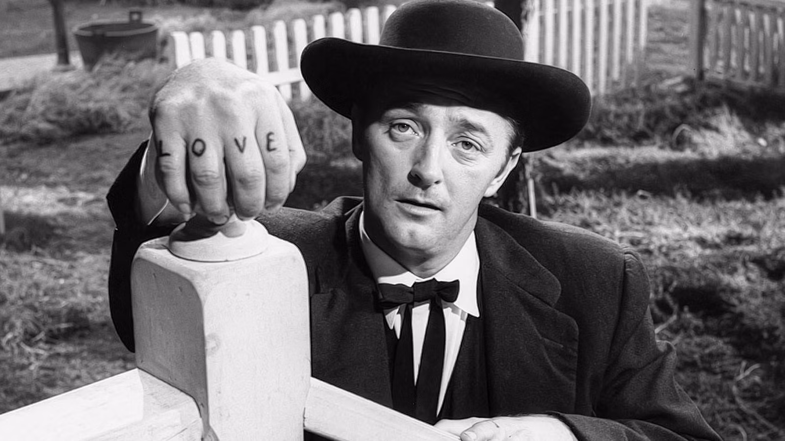 پوستر فیلم Diabolique 1955؛ دو زن و سایه‌های تهدیدآمیز