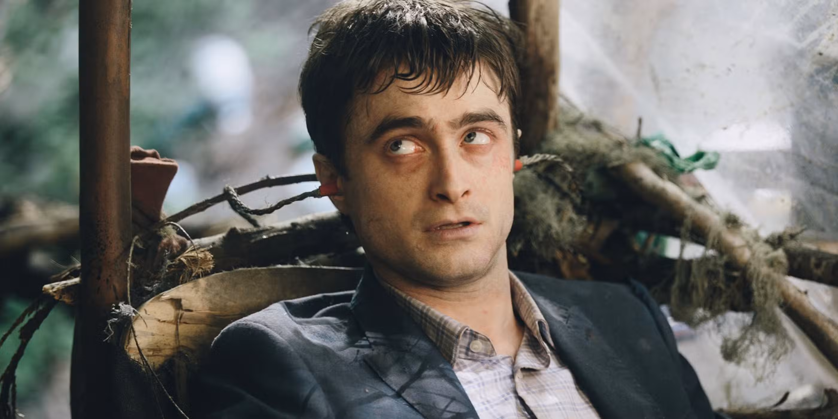 پوستر Swiss Army Man با بازی دنیل ردکلیف