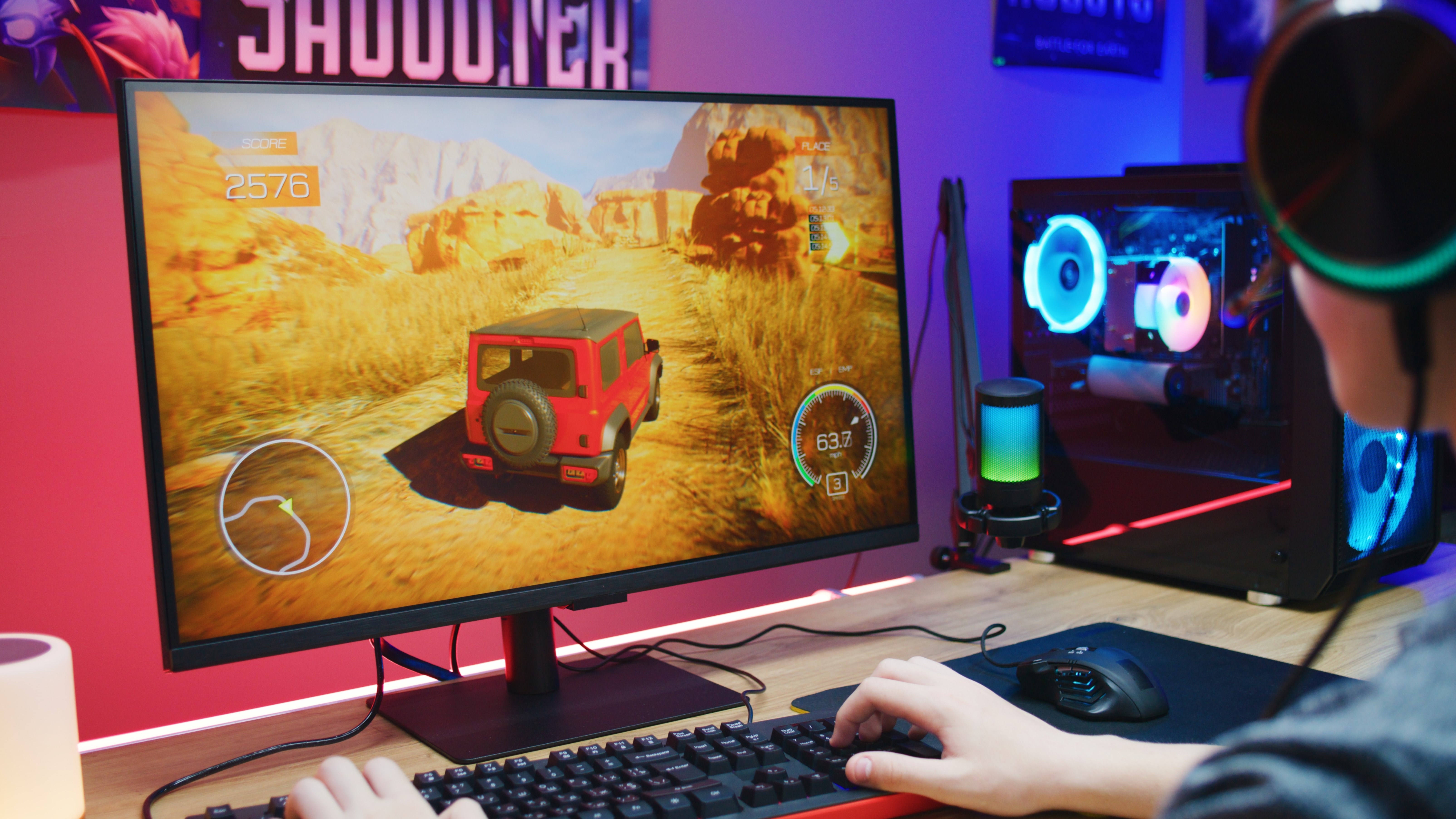 نمای جلویی مانیتور Alienware AW2527HX با فریم کم‌عرض
