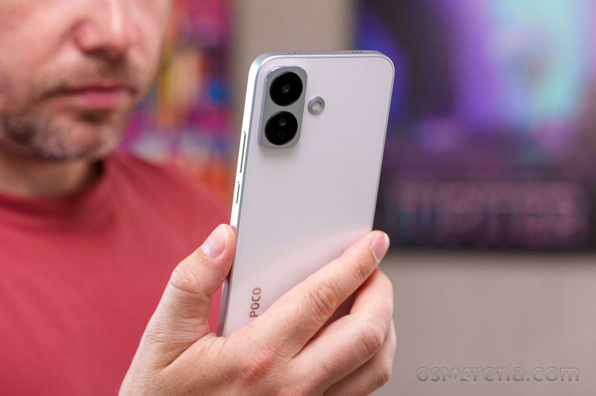 نمایشگر AMOLED ۱۲۰ هرتز پوکو X8