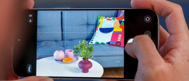 نمونه رابط کاربری هیستوگرام و شکل‌موج در برنامه دوربین iOS ۲۷