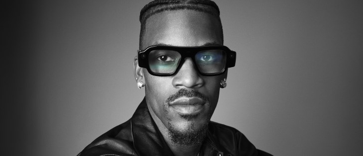 عینک‌های AR Spectacles اسنپ با قاب TR90 و رابط شارژ مغناطیسی